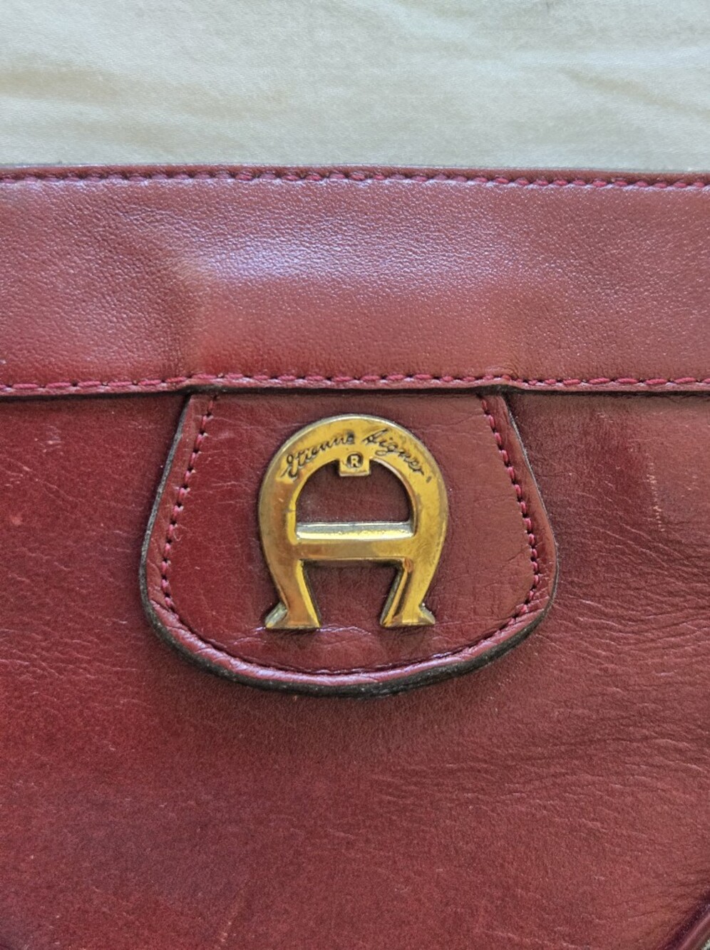 VTG Etienne Aigner Oxblood Genuine Leather Convertible Shoulder Bag Clutch Logo - Picture 2 of 8